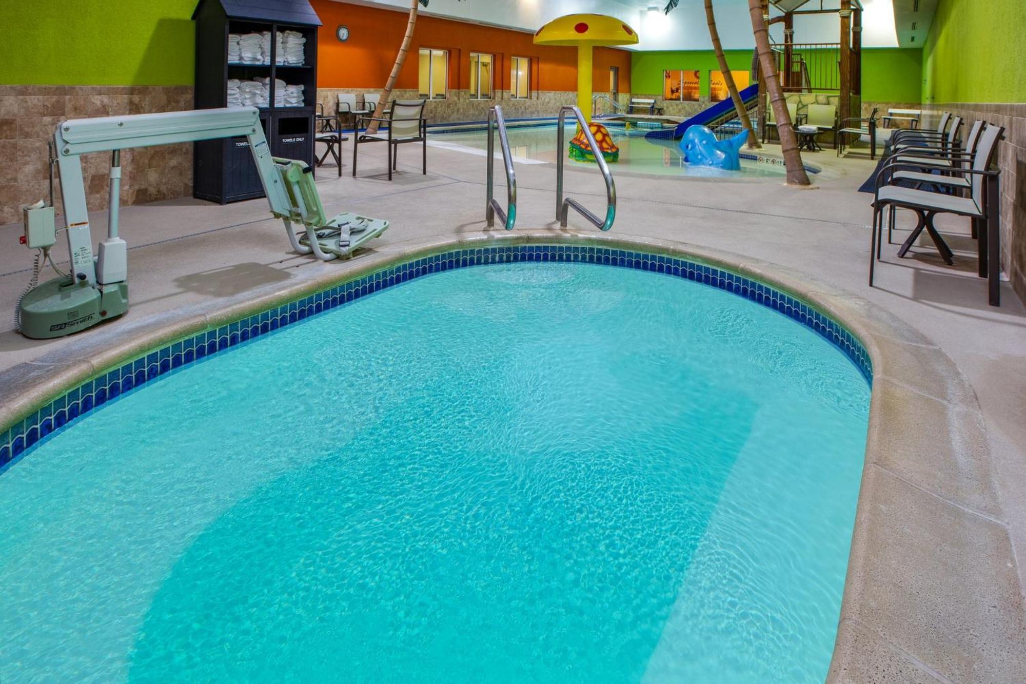 Holiday Inn Express Fremont By Ihg Ngoại thất bức ảnh