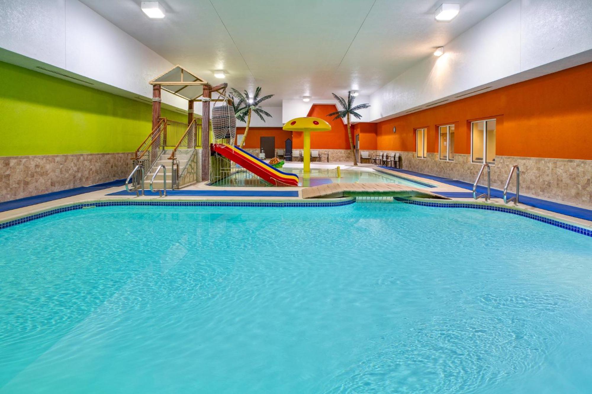 Holiday Inn Express Fremont By Ihg Ngoại thất bức ảnh