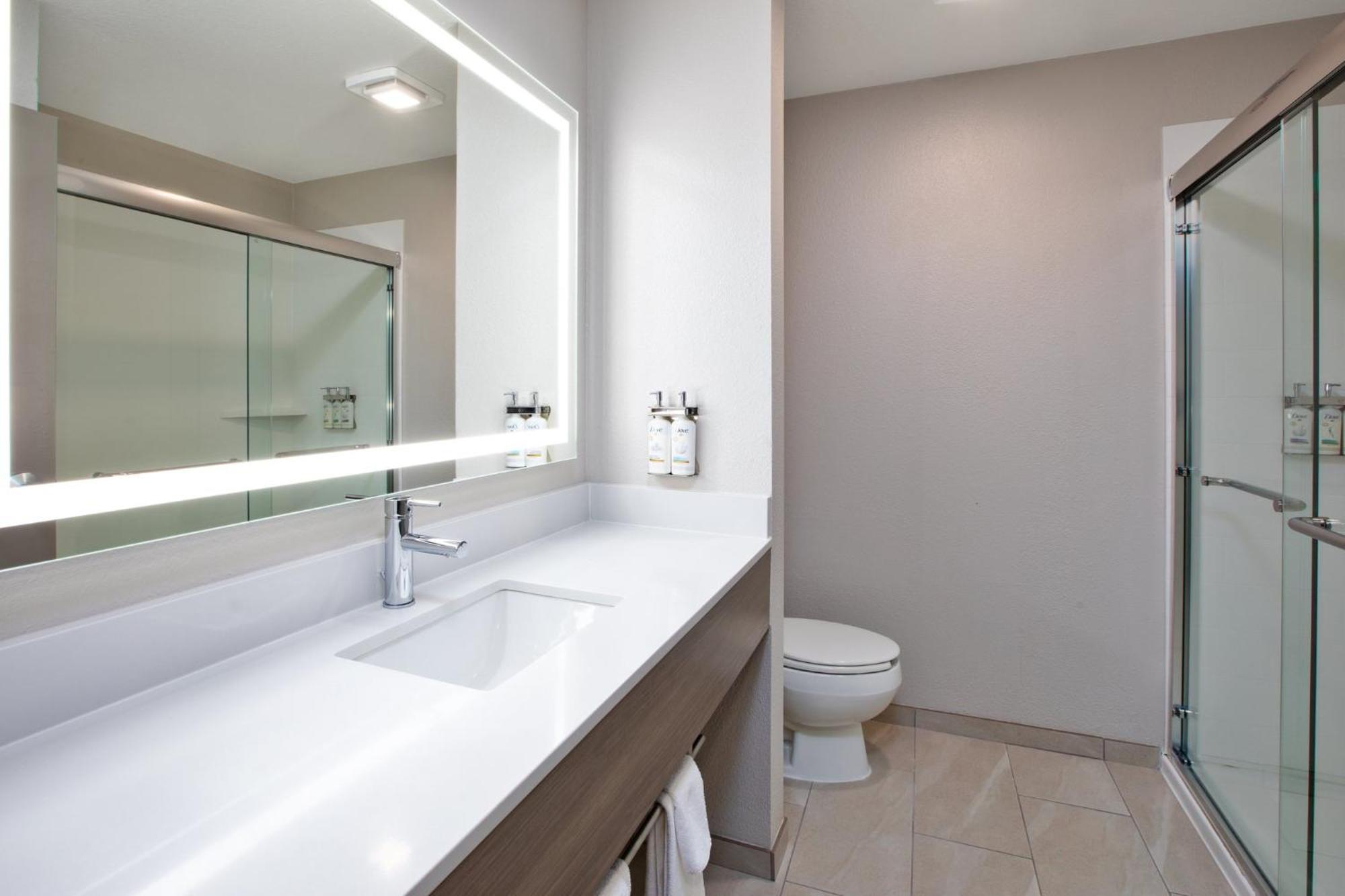 Holiday Inn Express Fremont By Ihg Ngoại thất bức ảnh
