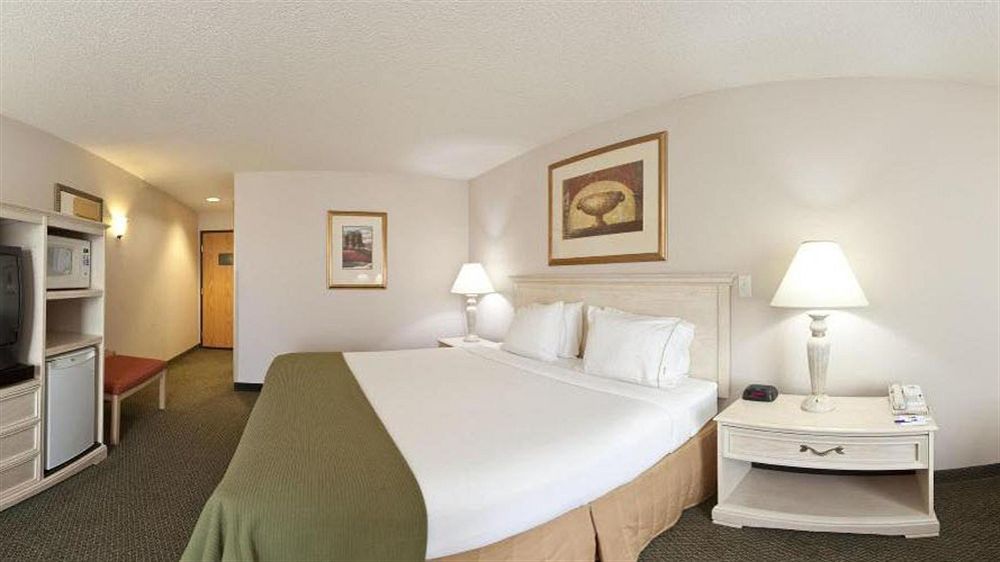 Holiday Inn Express Fremont By Ihg Ngoại thất bức ảnh